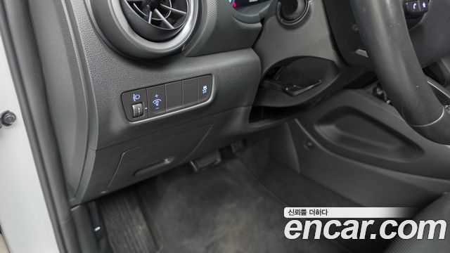 Hyundai Kona Gasoline 2.0 2WD Modern 2021 — фото 20