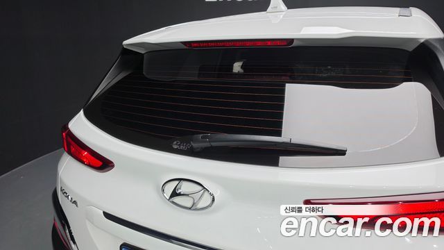 Hyundai Kona Gasoline 2.0 2WD Modern 2021 — фото 30