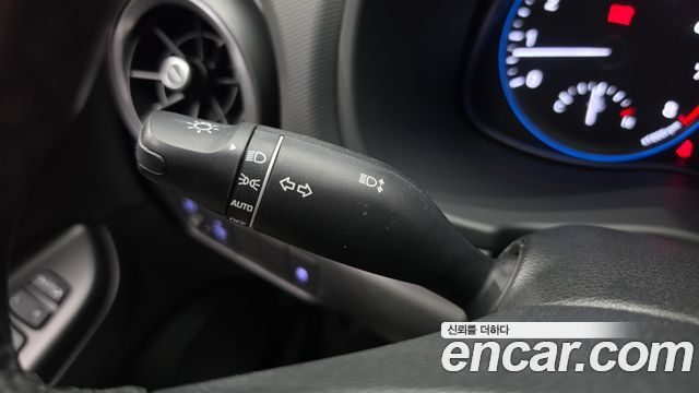 Hyundai Kona Gasoline 2.0 2WD Modern 2021 — фото 35