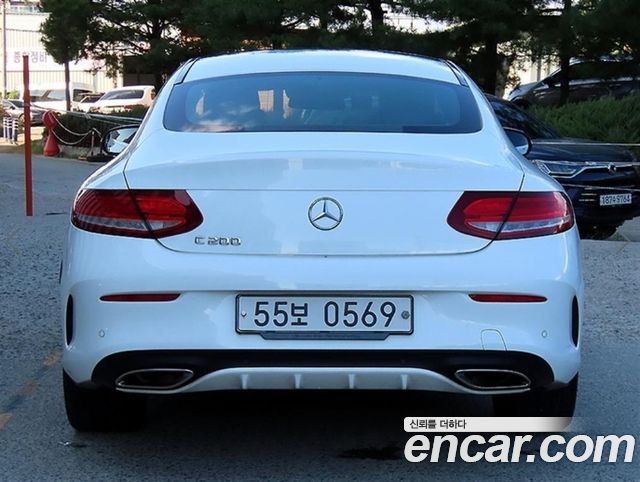 Mercedes-Benz C-Class (W205) C200 Coupe 2016 — фото 4