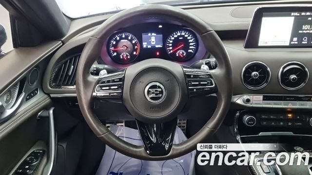 Kia Stinger 2.0 Turbo AWD Platinum 2020 — фото 10