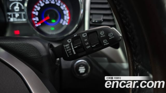 KG Mobility (SsangYong) Tivoli LX 2WD HI-DLX 2015 — фото 18