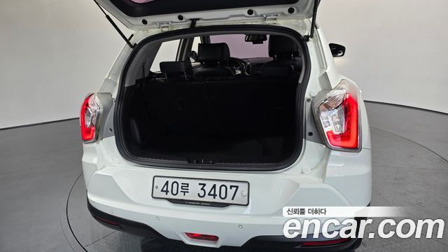 KG Mobility (SsangYong) Tivoli LX 2WD HI-DLX 2015 — фото 20