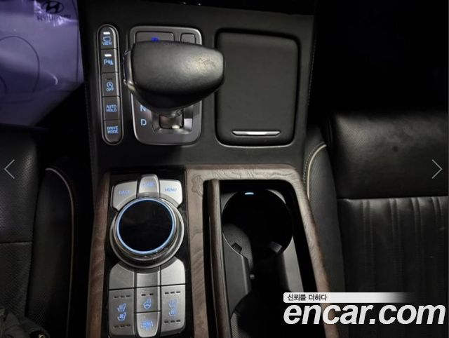 Genesis G90 3.8 AWD Prestige 2019 — фото 16