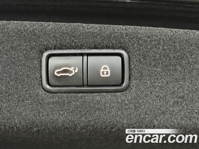 Genesis G90 3.8 AWD Prestige 2019 — фото 22