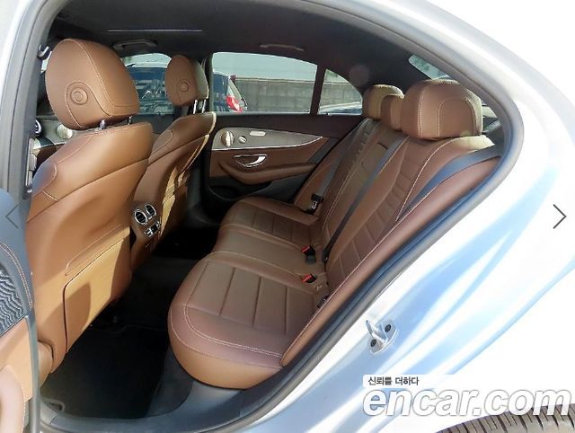 Mercedes-Benz E-Class (W213) E350 4MATIC Avantgarde 2022 — фото 6