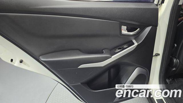 KG Mobility (SsangYong) Korando C 2.0 CVT 2WD Deluxe 2015 — фото 25