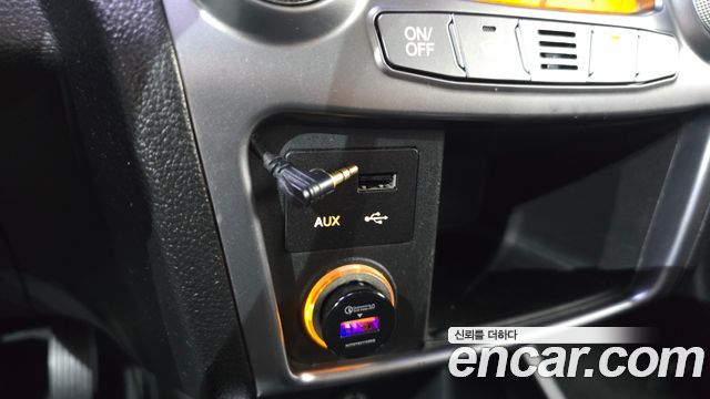 KG Mobility (SsangYong) Korando C 2.0 CVT 2WD Deluxe 2015 — фото 29