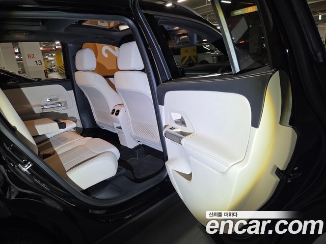 Mercedes-Benz GLB-Class (X247) GLB200 d 2023 — фото 7