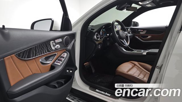 Mercedes-Benz GLC-Class (X253) GLC300e 4MATIC Coupe Premium package 2023 — фото 10