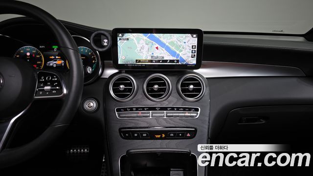Mercedes-Benz GLC-Class (X253) GLC300e 4MATIC Coupe Premium package 2023 — фото 14