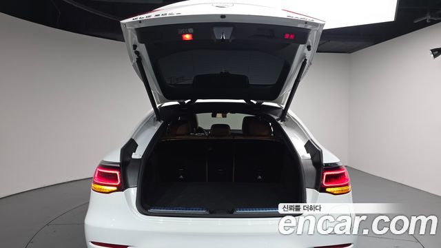 Mercedes-Benz GLC-Class (X253) GLC300e 4MATIC Coupe Premium package 2023 — фото 20