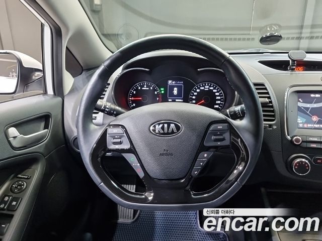 Kia K3 Trendy Style 2018 — фото 19