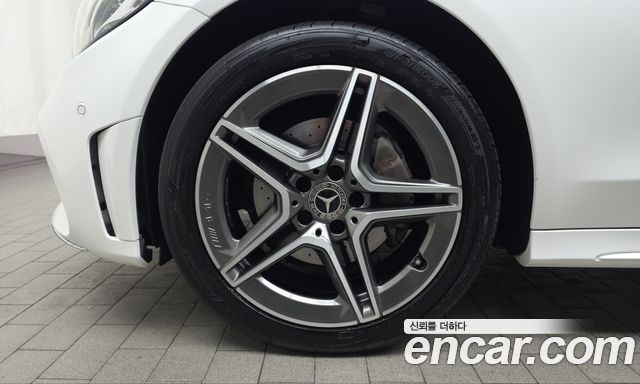 Mercedes-Benz C-Class (W205) C220 d 4MATIC AMG Line 2019 — фото 5