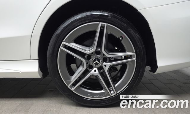Mercedes-Benz C-Class (W205) C220 d 4MATIC AMG Line 2019 — фото 21