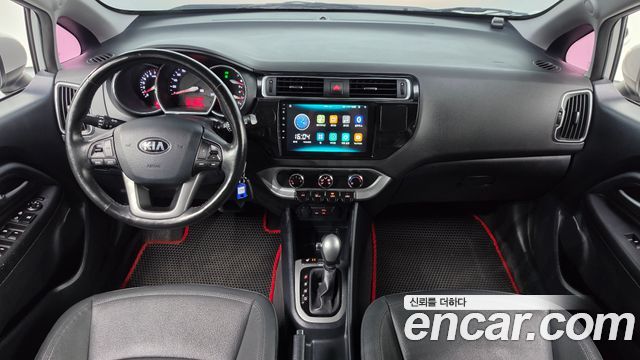 Kia Pride 5DR 1.4 MPI Trendy 2016 — фото 7