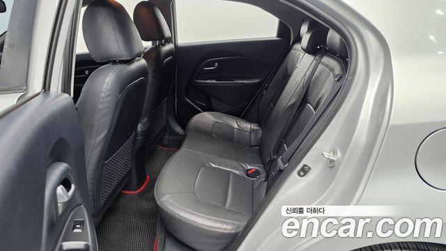 Kia Pride 5DR 1.4 MPI Trendy 2016 — фото 11