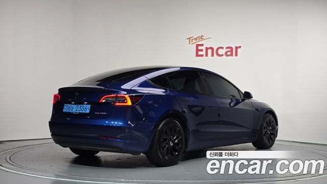 Tesla Model 3 Long Range AWD 2022 — фото 2