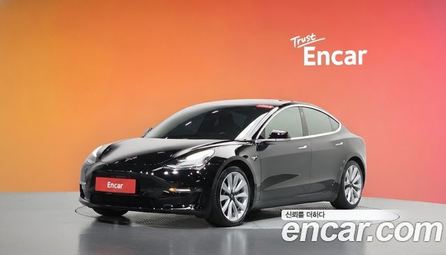 Tesla Model 3 Long Range AWD