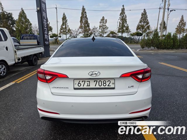 Hyundai Sonata (LF) LPI Modern(Handicapped) 2015 — фото 5