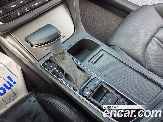 Hyundai Sonata (LF) LPI Modern(Handicapped) 2015 — фото 16