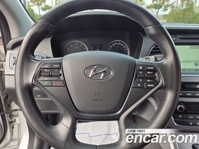 Hyundai Sonata (LF) LPI Modern(Handicapped) 2015 — фото 17