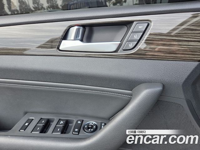 Hyundai Sonata (LF) LPI Modern(Handicapped) 2015 — фото 18