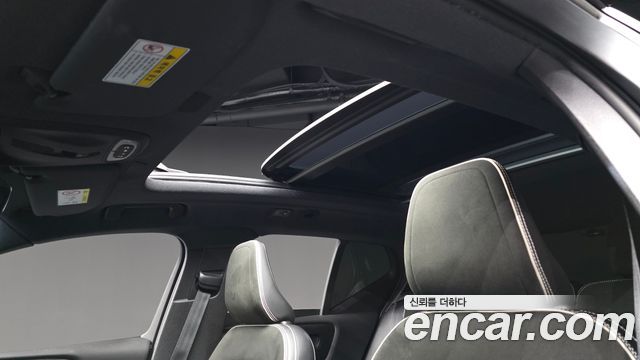 Volvo XC40 T4 R-Design 2019 — фото 17