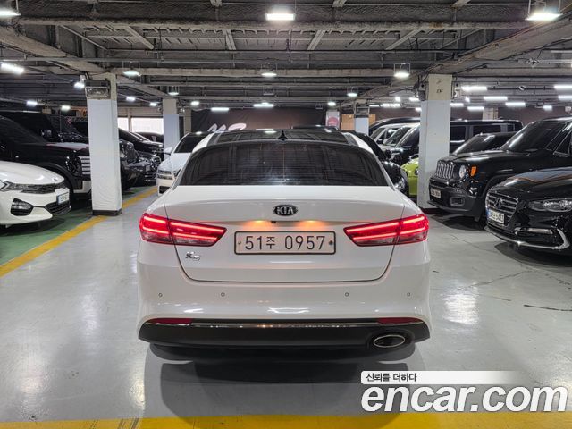 Kia K5 (II) 2.0 SX Noblesse 2016 — фото 4