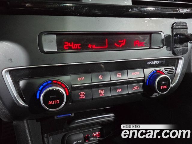 Kia K5 (II) 2.0 SX Noblesse 2016 — фото 18