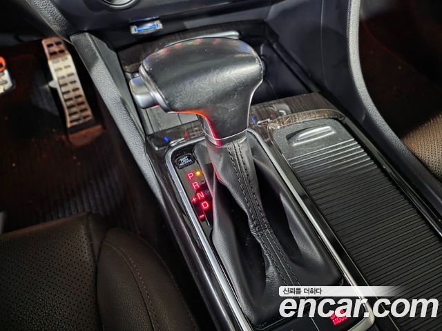 Kia K5 (II) 2.0 SX Noblesse 2016 — фото 19