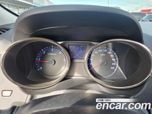 Hyundai Tucson ix Diesel 2WD X20 Luxury 2012 — фото 7
