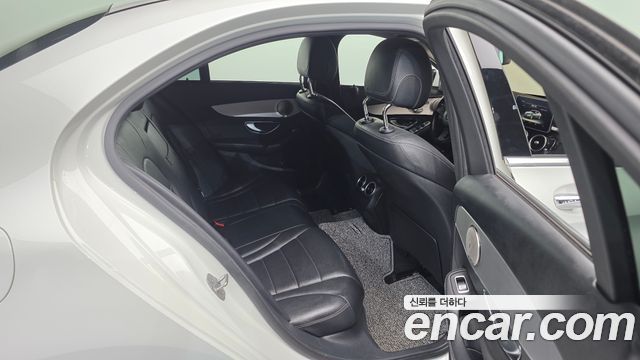 Mercedes-Benz C-Class (W205) C220 d 4MATIC 2016 — фото 12