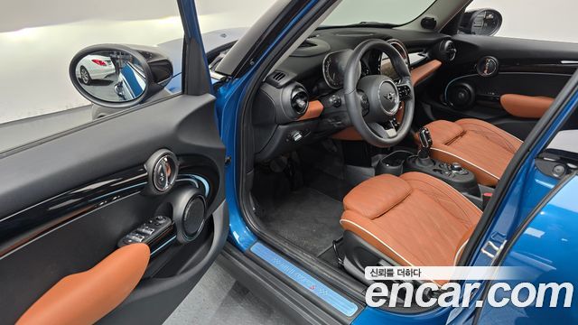 MINI Cooper S 5Door Classic Third Generation 2024 — фото 10