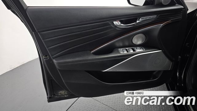 Kia K9 3.3 GDI AWD 2019 — фото 24