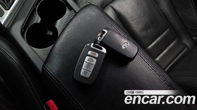 Kia K5 Hybrid Prestige 2012 — фото 17
