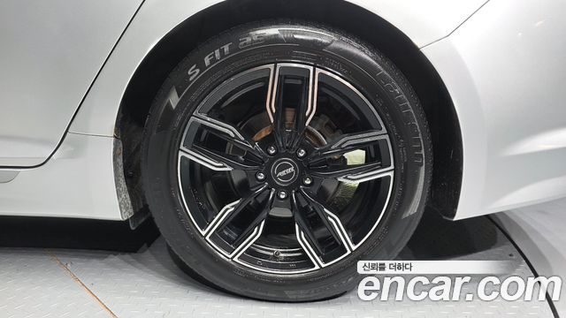 Kia K5 Hybrid Prestige 2012 — фото 21