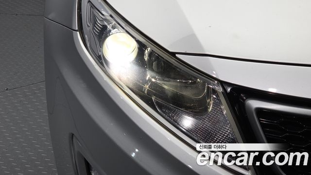 Kia K5 Hybrid Prestige 2012 — фото 22