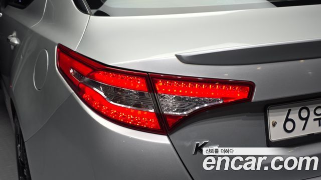 Kia K5 Hybrid Prestige 2012 — фото 23