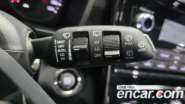 KG Mobility (SsangYong) Very New Tivoli Gasoline 1.5 2WD V3 2022 — фото 19
