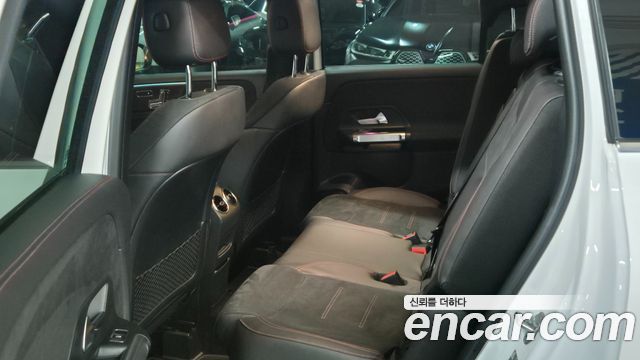 Mercedes-Benz GLB-Class (X247) GLB250 4MATIC 2023 — фото 17