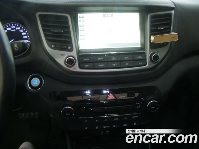 Hyundai Tucson Diesel 1.7 2WD Modern 2016 — фото 10