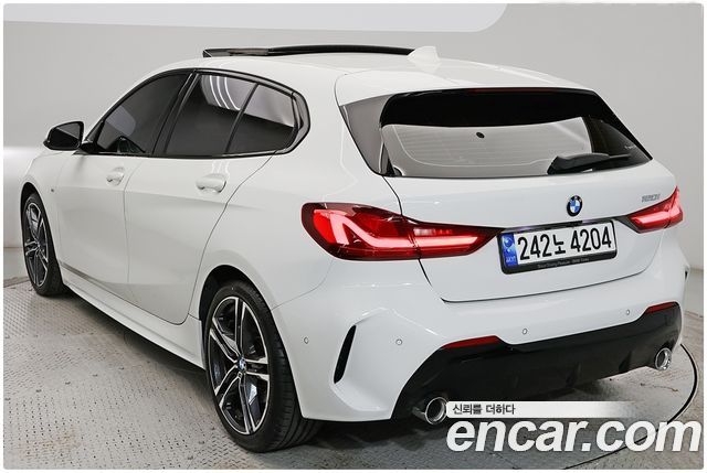 BMW 1 Series (F40) 120i M Sports 2021 — фото 2