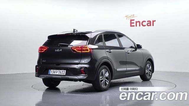 Kia Niro 1.6 HEV Prestige 2022 — фото 2