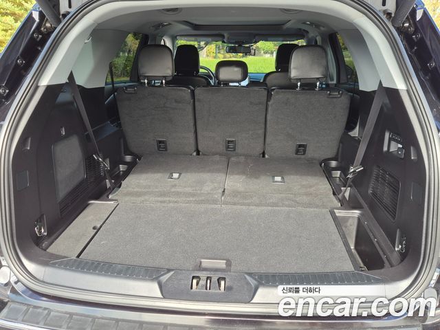 Ford Explorer (VI) 2.3 LimIted 4WD 2021 — фото 7