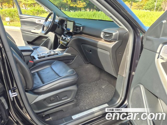 Ford Explorer (VI) 2.3 LimIted 4WD 2021 — фото 10