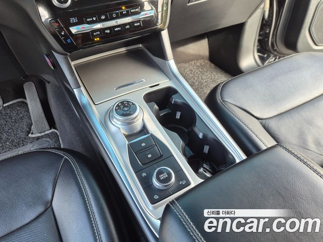 Ford Explorer (VI) 2.3 LimIted 4WD 2021 — фото 18