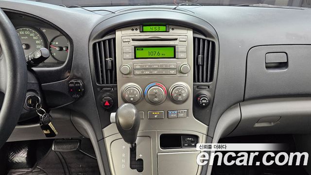 Hyundai Grand Starex 11-Seater Wagon CVX Luxury 2012 — фото 14