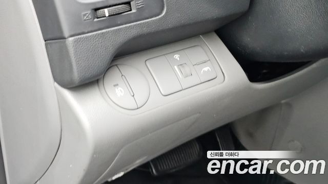Hyundai Grand Starex 11-Seater Wagon CVX Luxury 2012 — фото 15