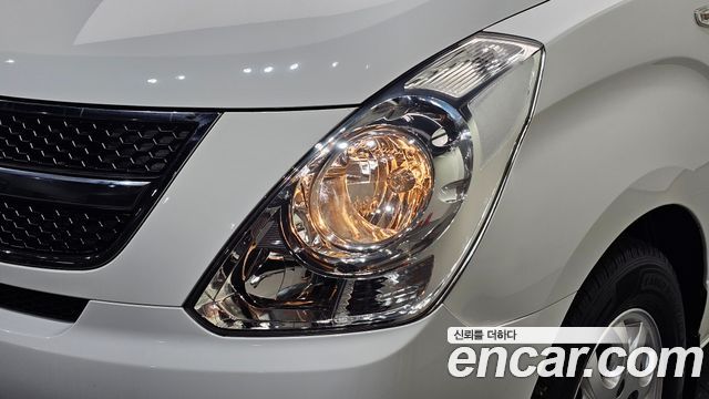 Hyundai Grand Starex 11-Seater Wagon CVX Luxury 2012 — фото 22